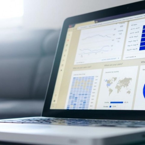 Powiększ obraz: Statystyki COVID