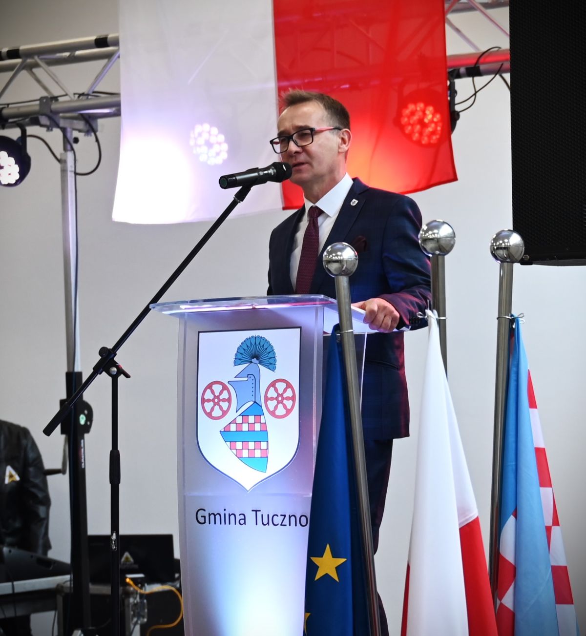 Zdjęcie: Otwarcie remizy strażackiej w Tucznie oraz rozbudowanej i wyremontowanej remizy i świetlicy wiejskiej w Marcinkowicach - 14.11.2025 r.